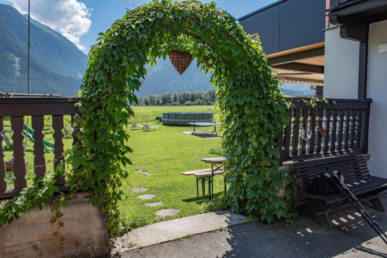 Gaestehaus Dreier Neukirchen am Großvenediger Екстериор снимка